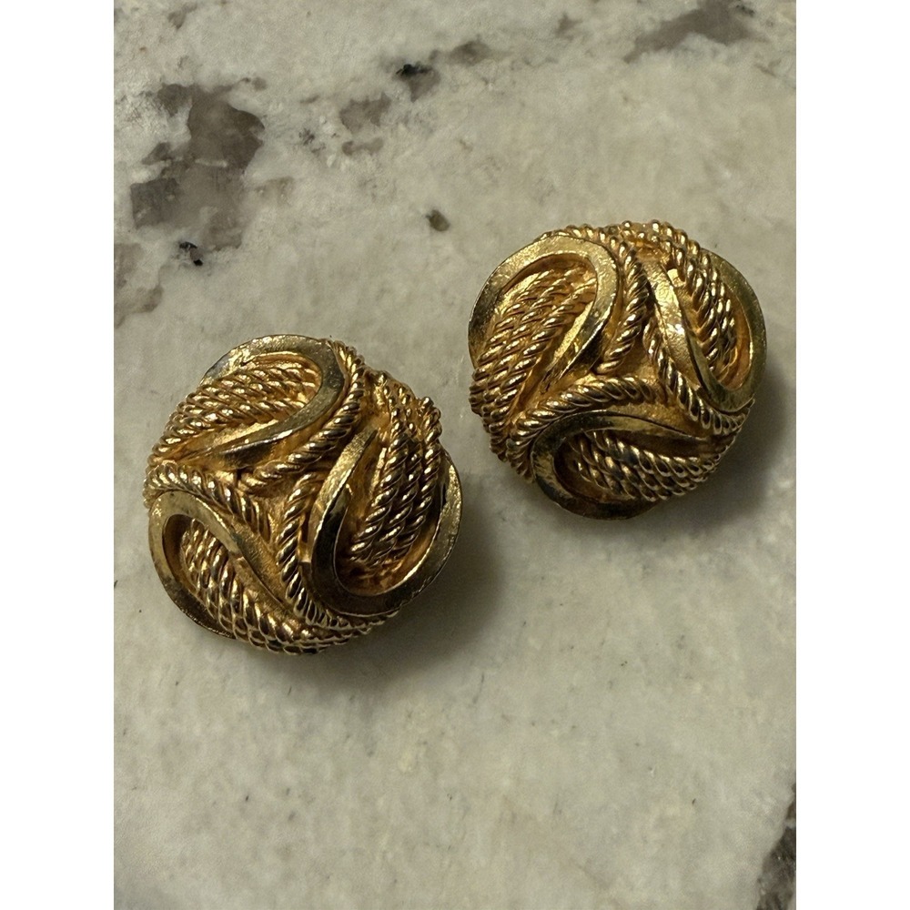 Vintage Mimi di N Clip On Earrings Gold Tone Rope Knot Classic 1973 Signed